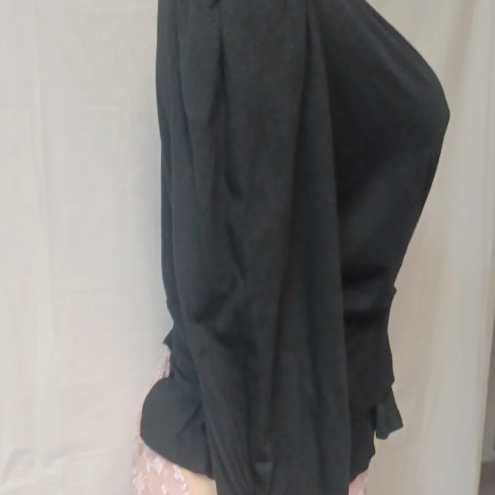 BANANA REPUBIC SIZE M Elegant Black Wrap Top - Picture 6 of 11